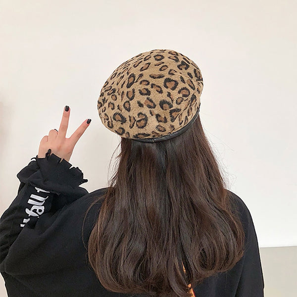 Autumn Winter Women's Leopard Retro Woolen Fashion Caps Elegant Ladies Literary Japanese Keep Warm Cap Hat Chapeau Beret Femme